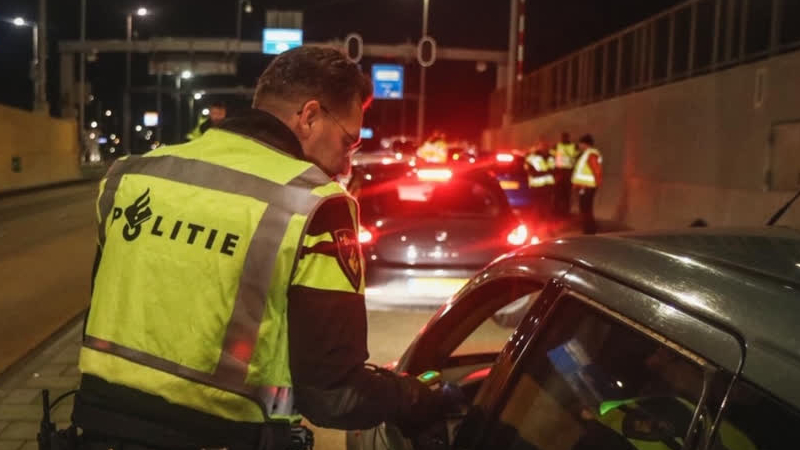 Zeven Aanhoudingen Bij Alcoholcontrole: 'Een Gevaar Voor Andere ...